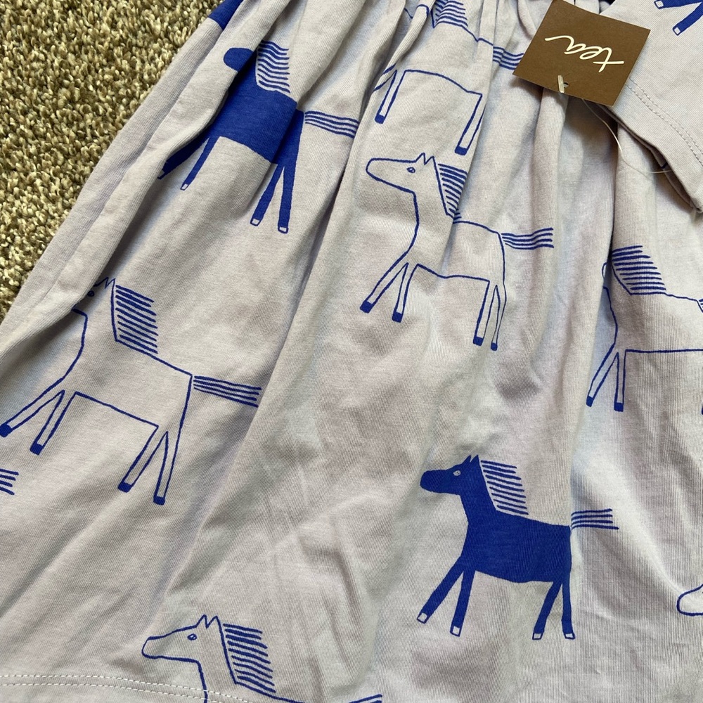 Horse Print NEW size 7 Tea collection